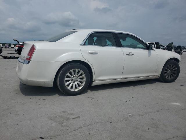 Sedans CHRYSLER 300 2013 White
