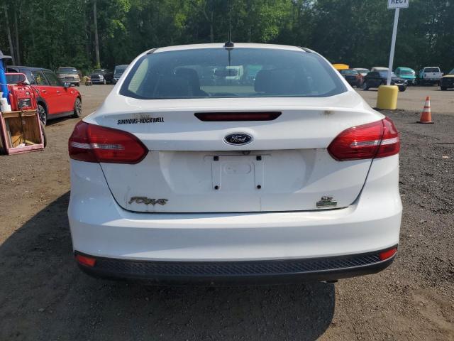  FORD FOCUS 2017 White