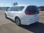 Portland, OR에서 판매 중인 2022 Chrysler Pacifica Hybrid Touring L - Front End