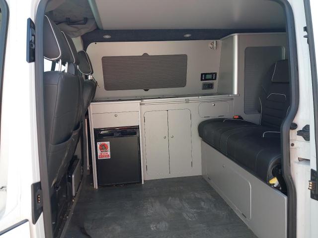 2017 VOLKSWAGEN TRANSPORTE