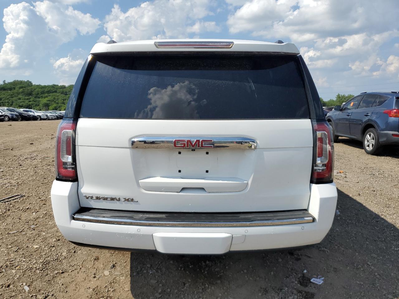 GMC YUKON 2015 VIN 1GKS2JKJXFR287127 фото 6