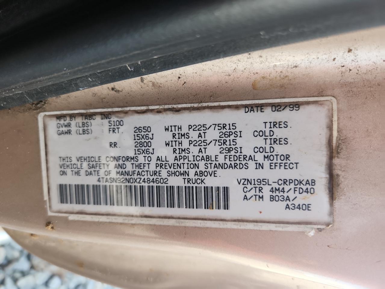 1999 Toyota Tacoma Xtracab Prerunner VIN: 4TASN92N0XZ484602 Lot: 60541745