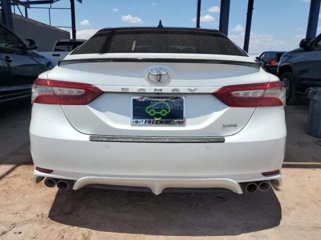  TOYOTA CAMRY 2018 Білий