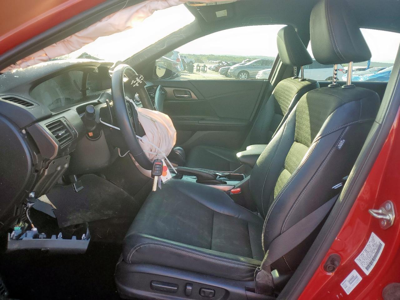 HONDA ACCORD 2017 VIN 1HGCR2F56HA191562 photo 7