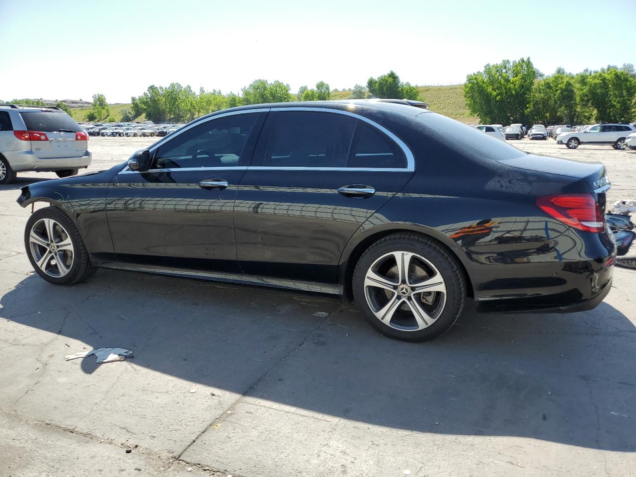 MERCEDES-BENZ E-CLASS 2020 VIN WDDZF8EB2LA743987 photo 2