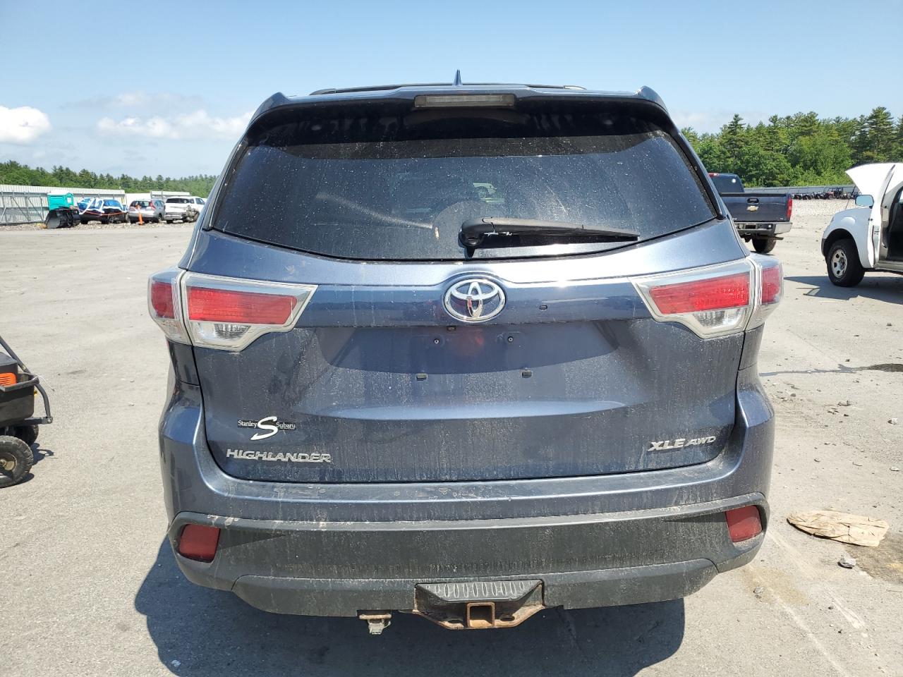2015 Toyota Highlander Xle VIN: 5TDJKRFH4FS192318 Lot: 61412515