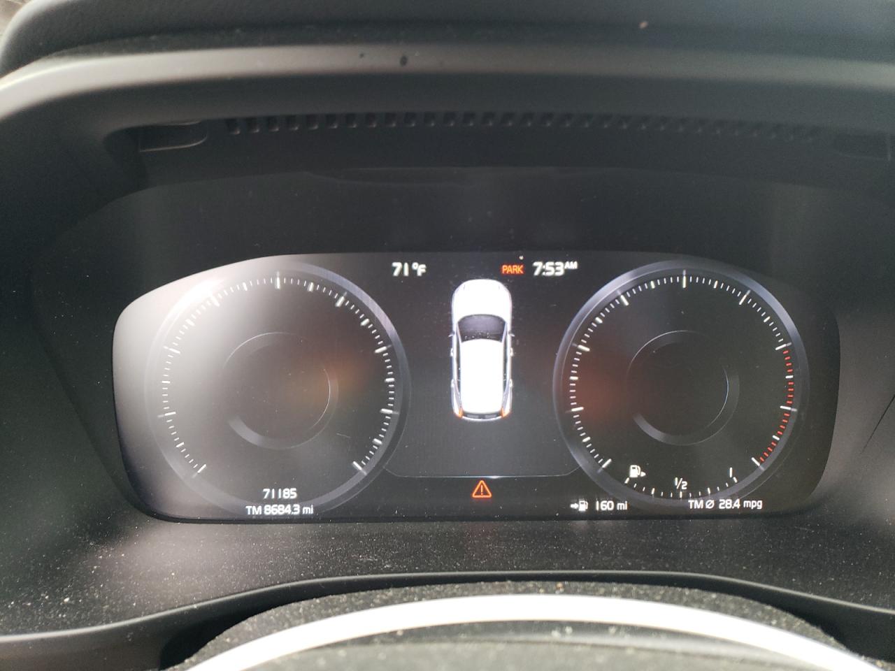 2020 Volvo Xc40 T5 Momentum VIN: YV4162UKXL2263175 Lot: 62497935