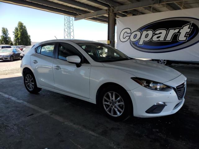 Хэтчбеки MAZDA 3 2016 Белый