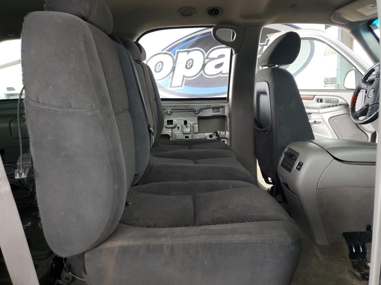 2004 Cadillac Escalade Luxury VIN: 1GYEK63NX4R161073 Lot: 60500605