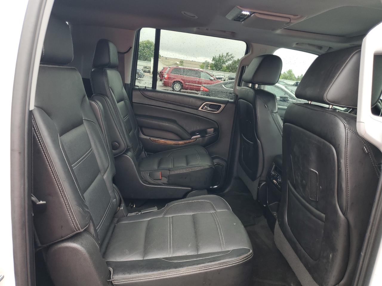 GMC YUKON 2016 VIN 1GKS2HKJ1GR281887 фото 11