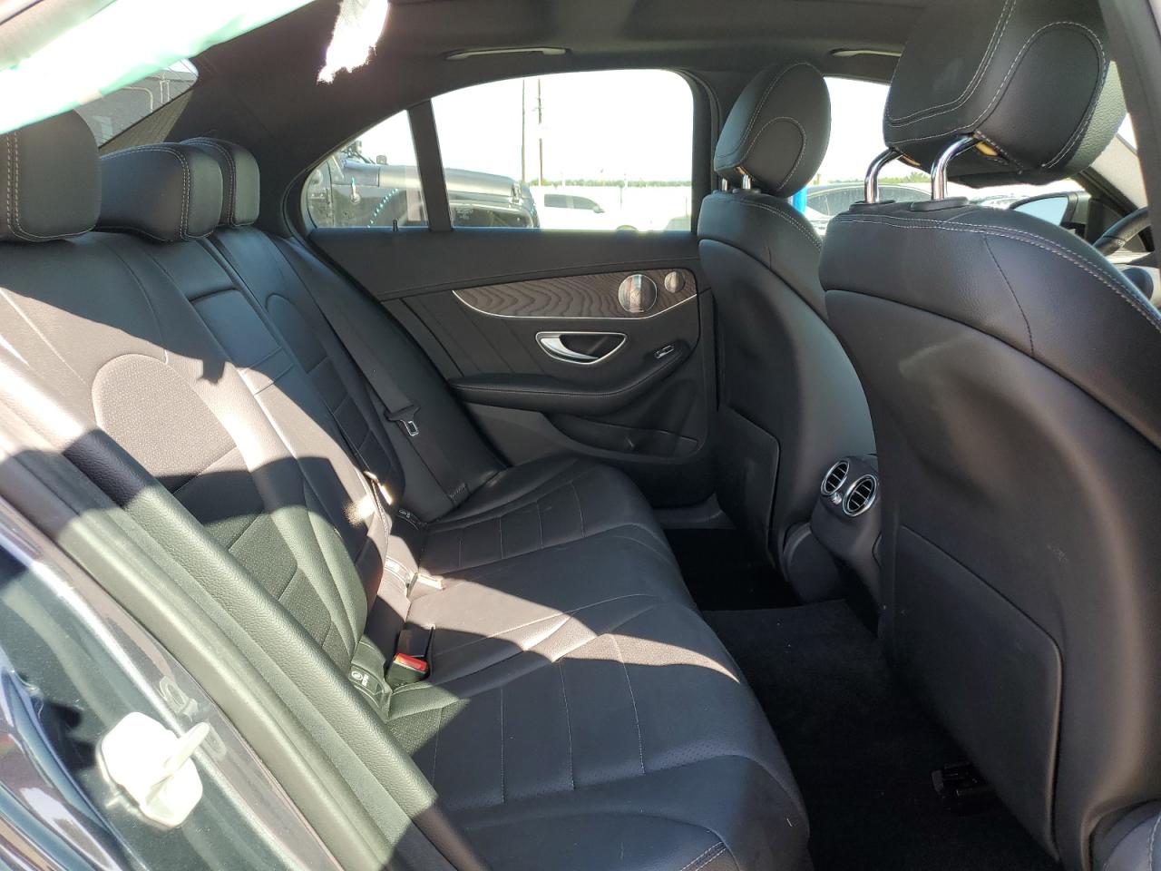 MERCEDES-BENZ C-CLASS 2015 VIN 55SWF4KB8FU064715 фото 10