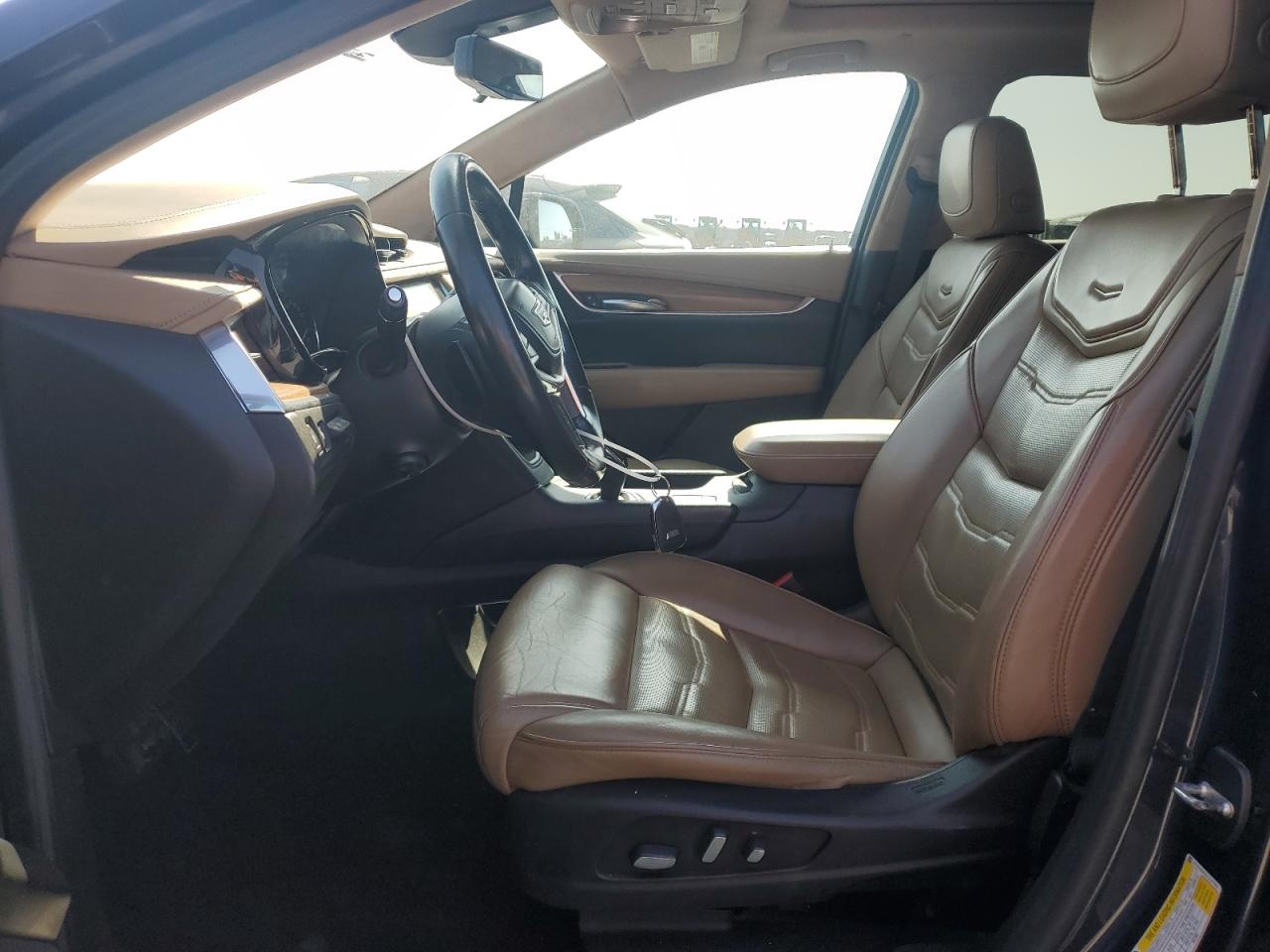 2018 Cadillac Xt5 Platinum VIN: 1GYKNGRSXJZ157601 Lot: 60937155