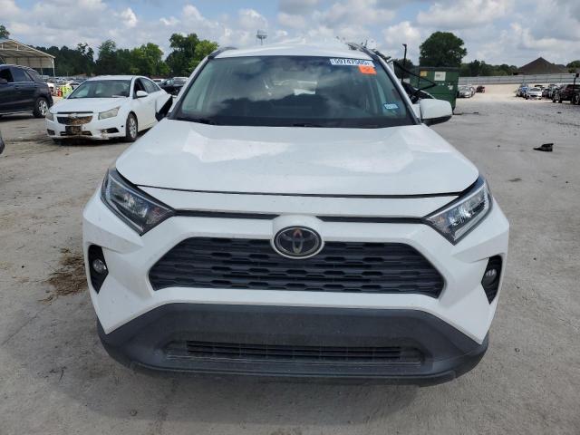  TOYOTA RAV4 2021 Biały