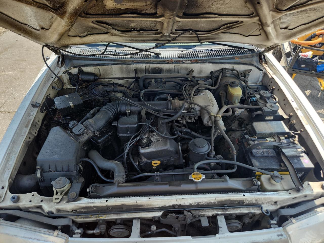 1997 Toyota 4Runner VIN: JT3GM84R5V0018144 Lot: 61878205