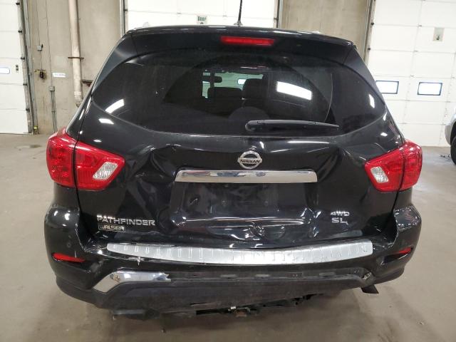  NISSAN PATHFINDER 2017 Чорний