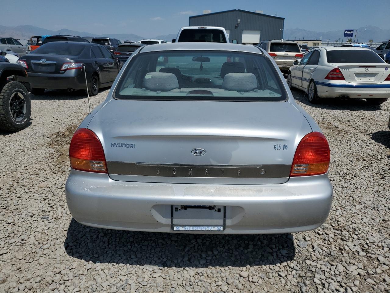 2001 Hyundai Sonata Gls VIN: KMHWF35V71A440240 Lot: 62955655