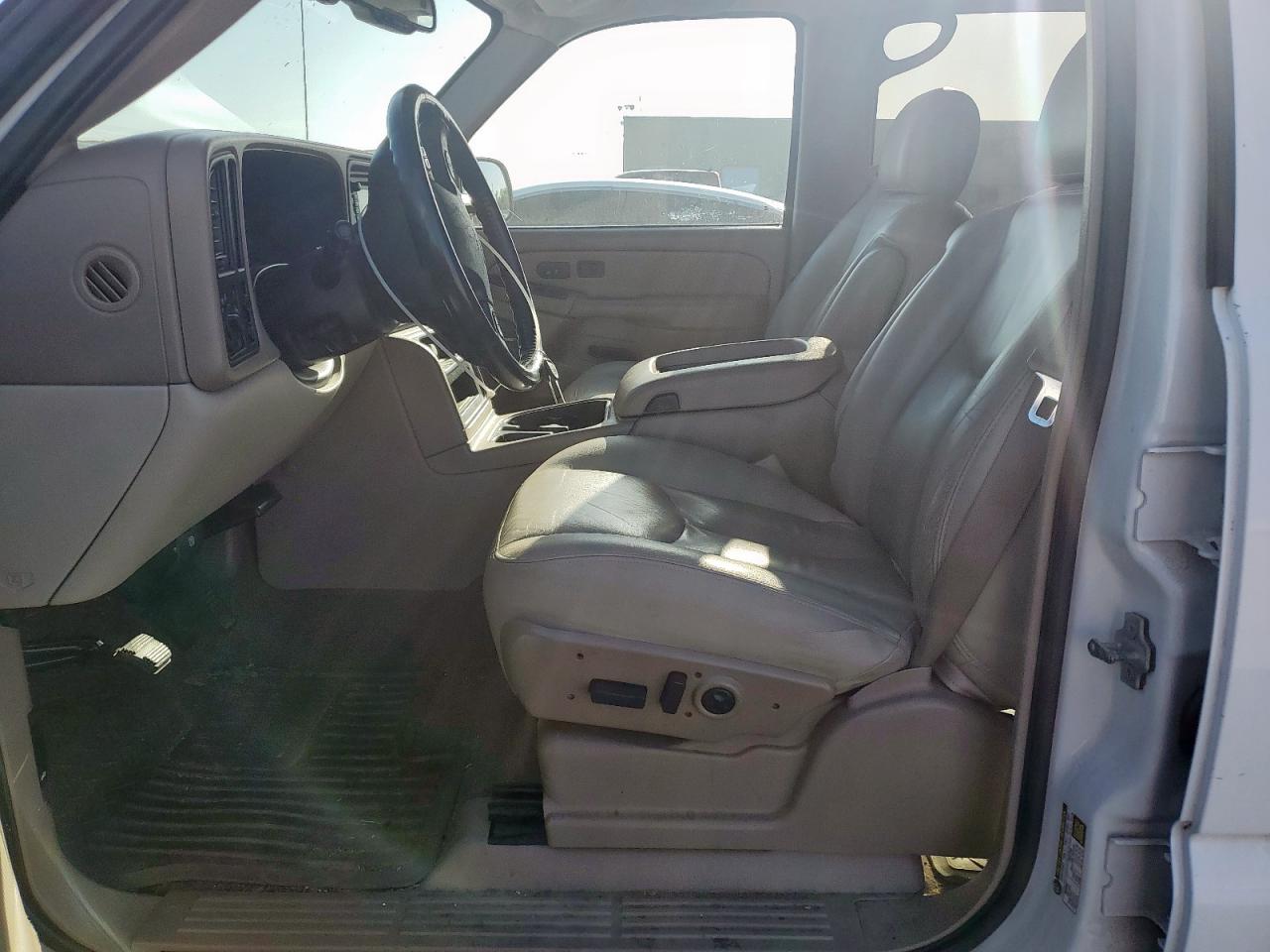 2005 Chevrolet Avalanche C1500 VIN: 3GNEC12Z95G252306 Lot: 62844955