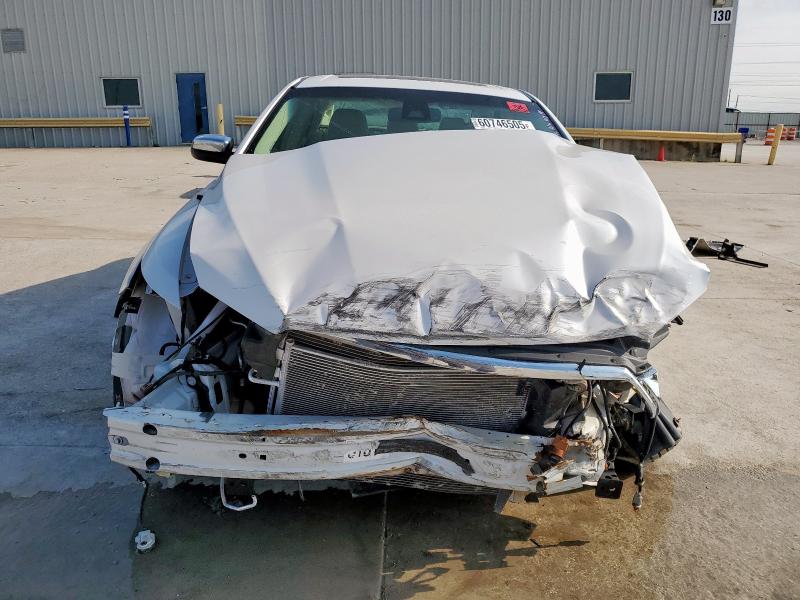  FORD TAURUS 2014 Biały