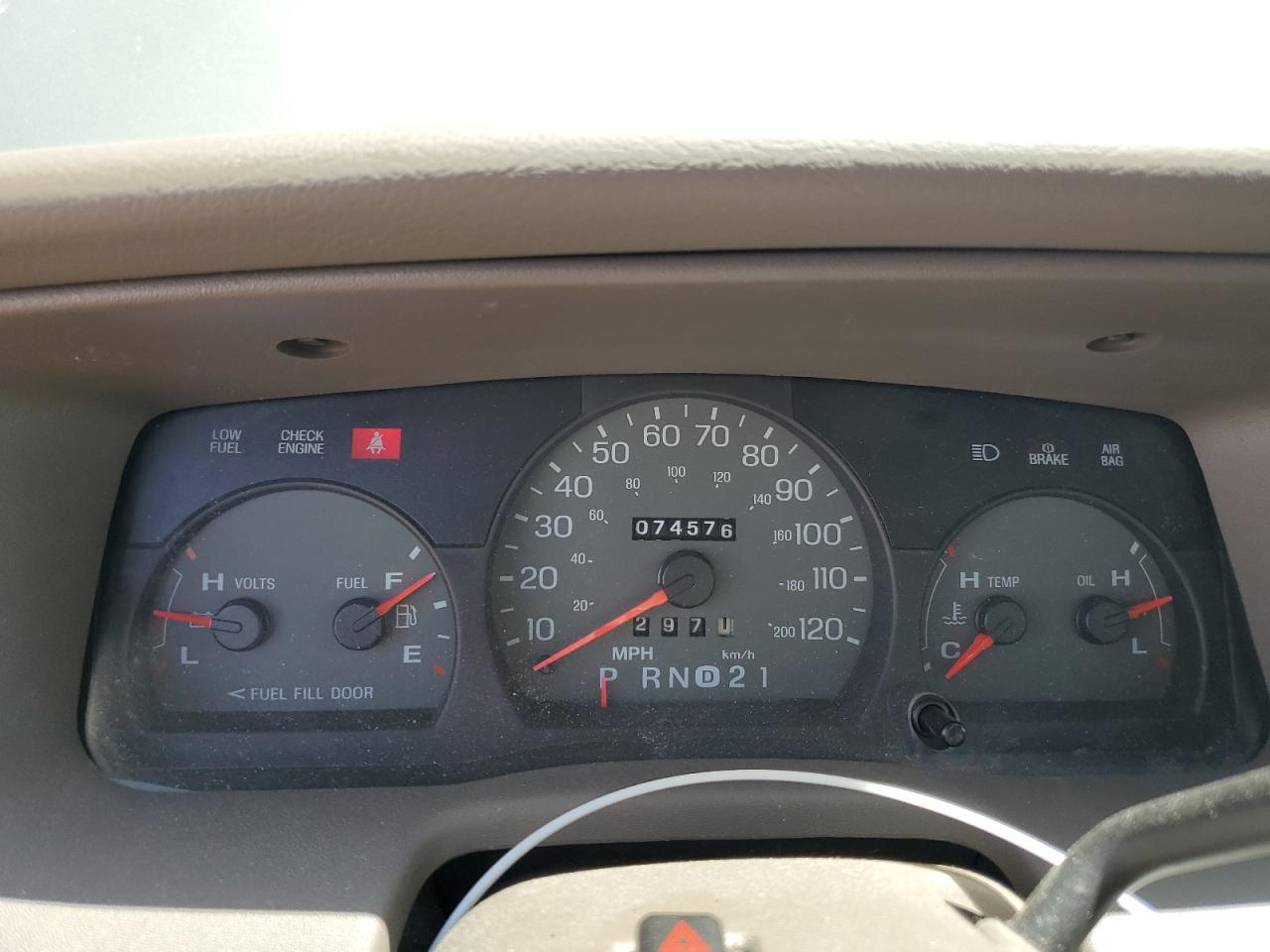 2002 Mercury Grand Marquis Ls VIN: 2MEFM75W42X616632 Lot: 61218345