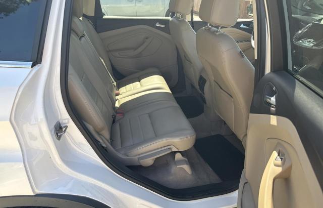 Parquets FORD ESCAPE 2013 Biały