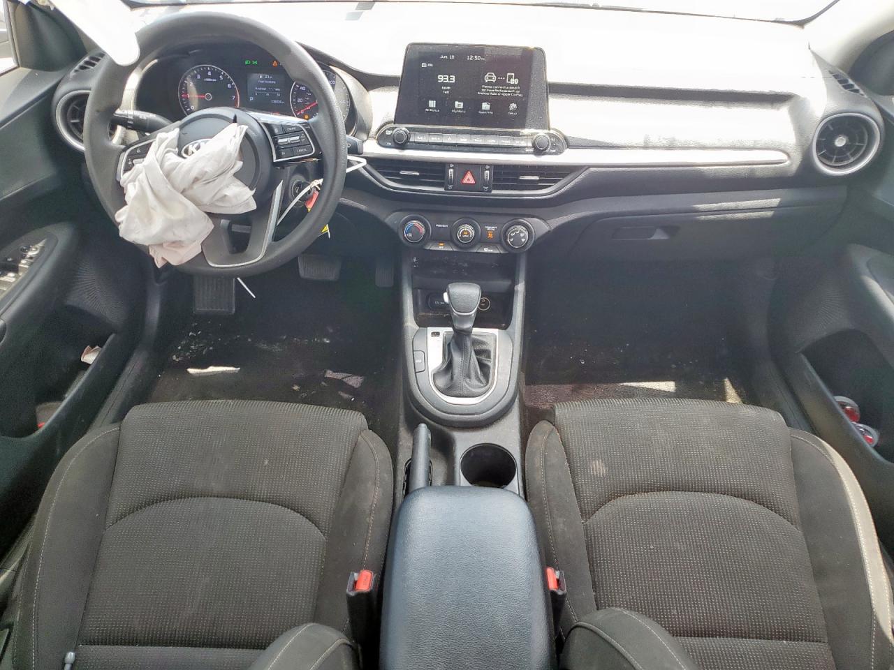 2021 Kia Forte Fe VIN: 3KPF24AD0ME352084 Lot: 61478395