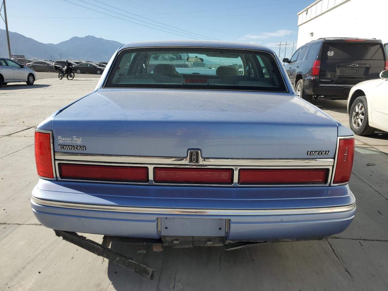 1995 Lincoln Town Car Signature VIN: 1LNLM82W4SY618651 Lot: 57094405