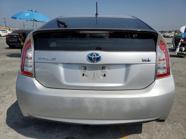  TOYOTA PRIUS 2012 Серебристый