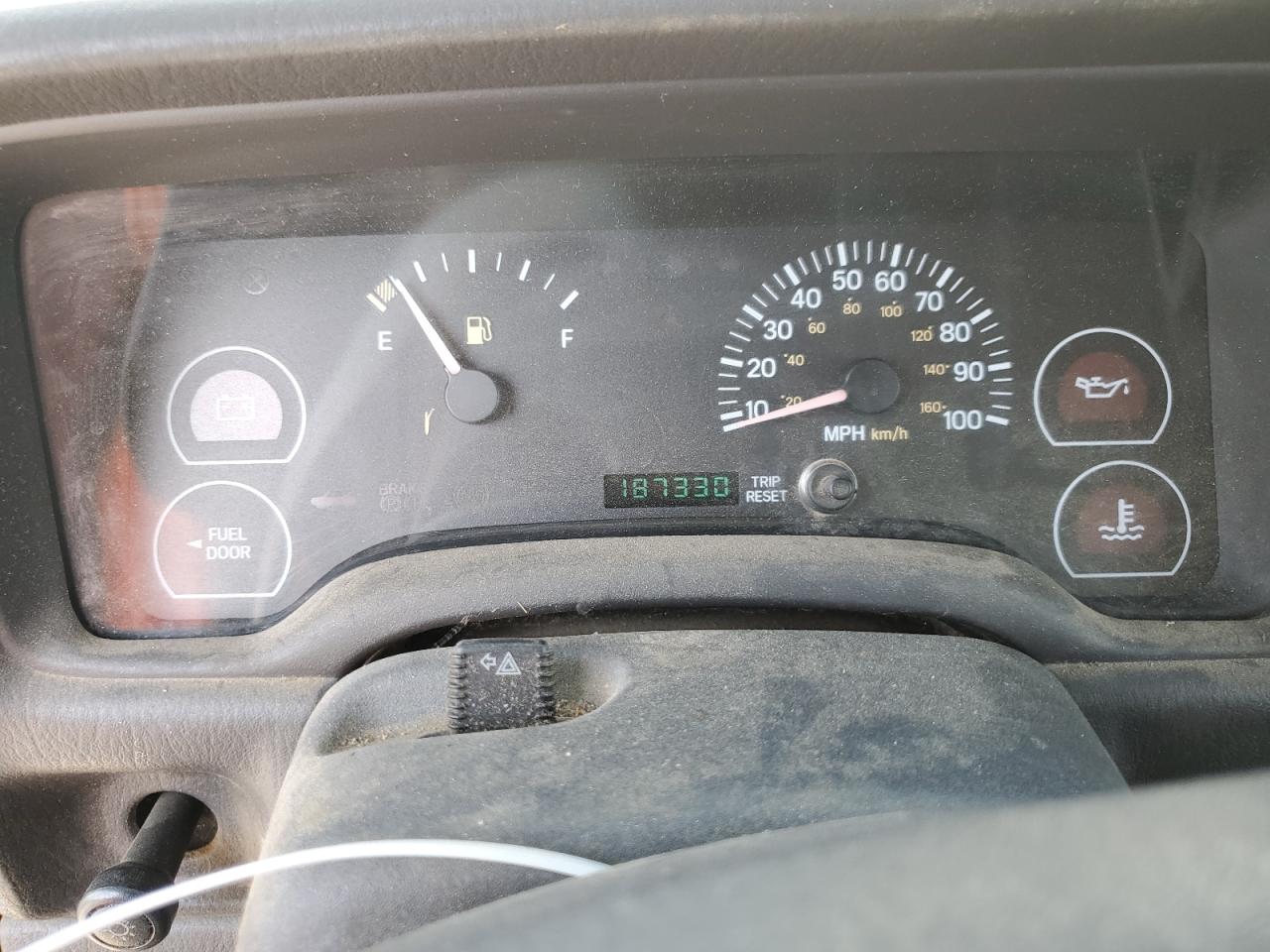 2000 Jeep Cherokee Se VIN: 1J4FT27P4YL159785 Lot: 61983355