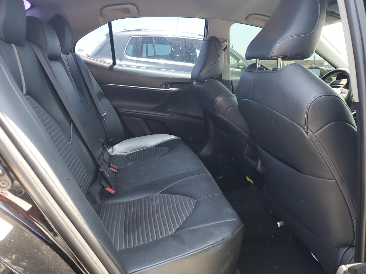 2019 Toyota Camry L VIN: 4T1B11HK3KU680159 Lot: 62905935