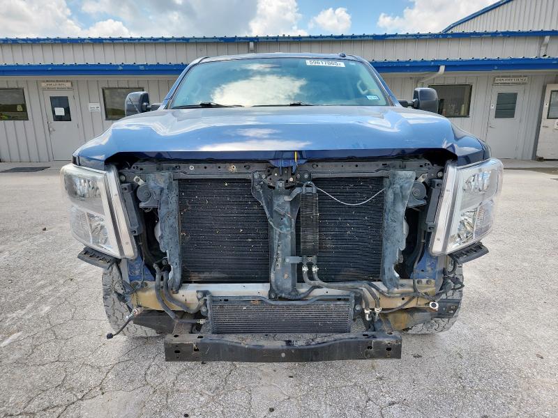  NISSAN TITAN 2017 Blue