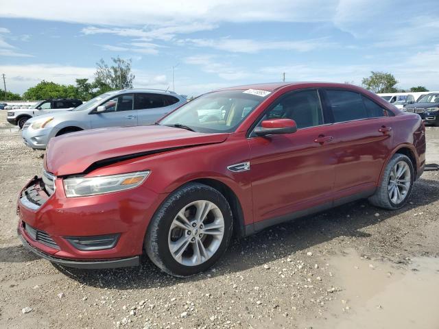  FORD TAURUS 2014 Czerwony
