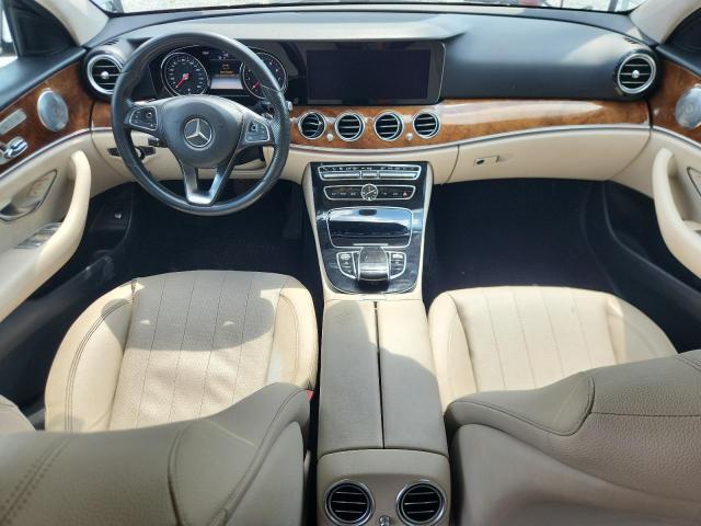 Sedans MERCEDES-BENZ E-CLASS 2017 Biały