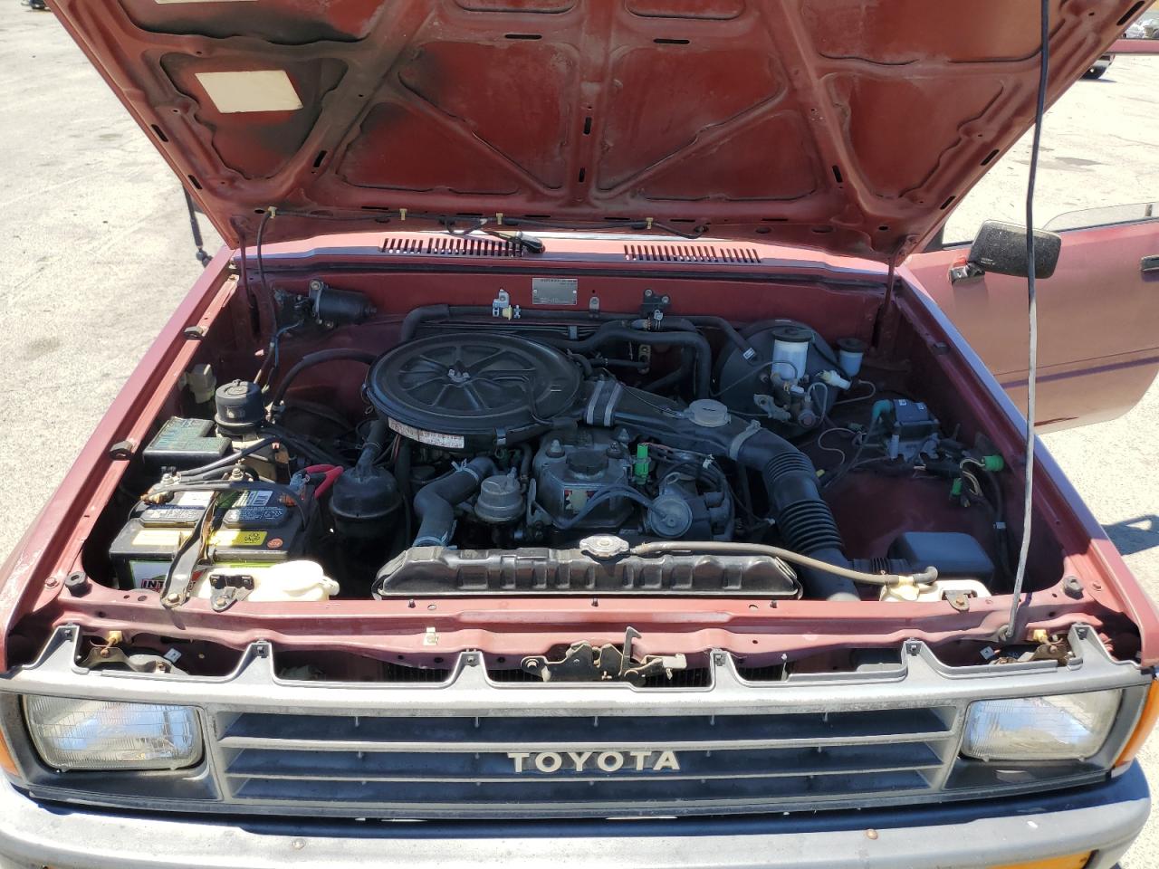 1988 Toyota Pickup 1/2 Ton Rn50 VIN: JT4RN50R8J5122940 Lot: 61684045