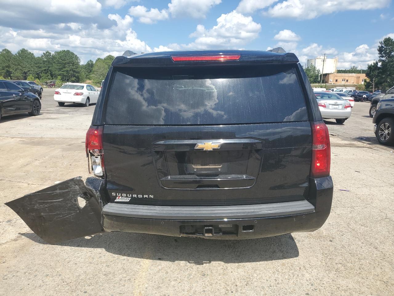 2017 Chevrolet Suburban K1500 Lt VIN: 1GNSKHKCXHR154125 Lot: 61239525
