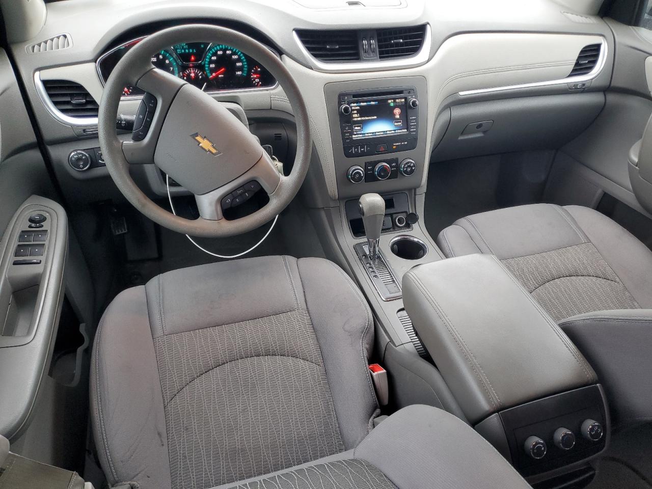 2016 Chevrolet Traverse Ls VIN: 1GNKVFED1GJ240985 Lot: 62743605
