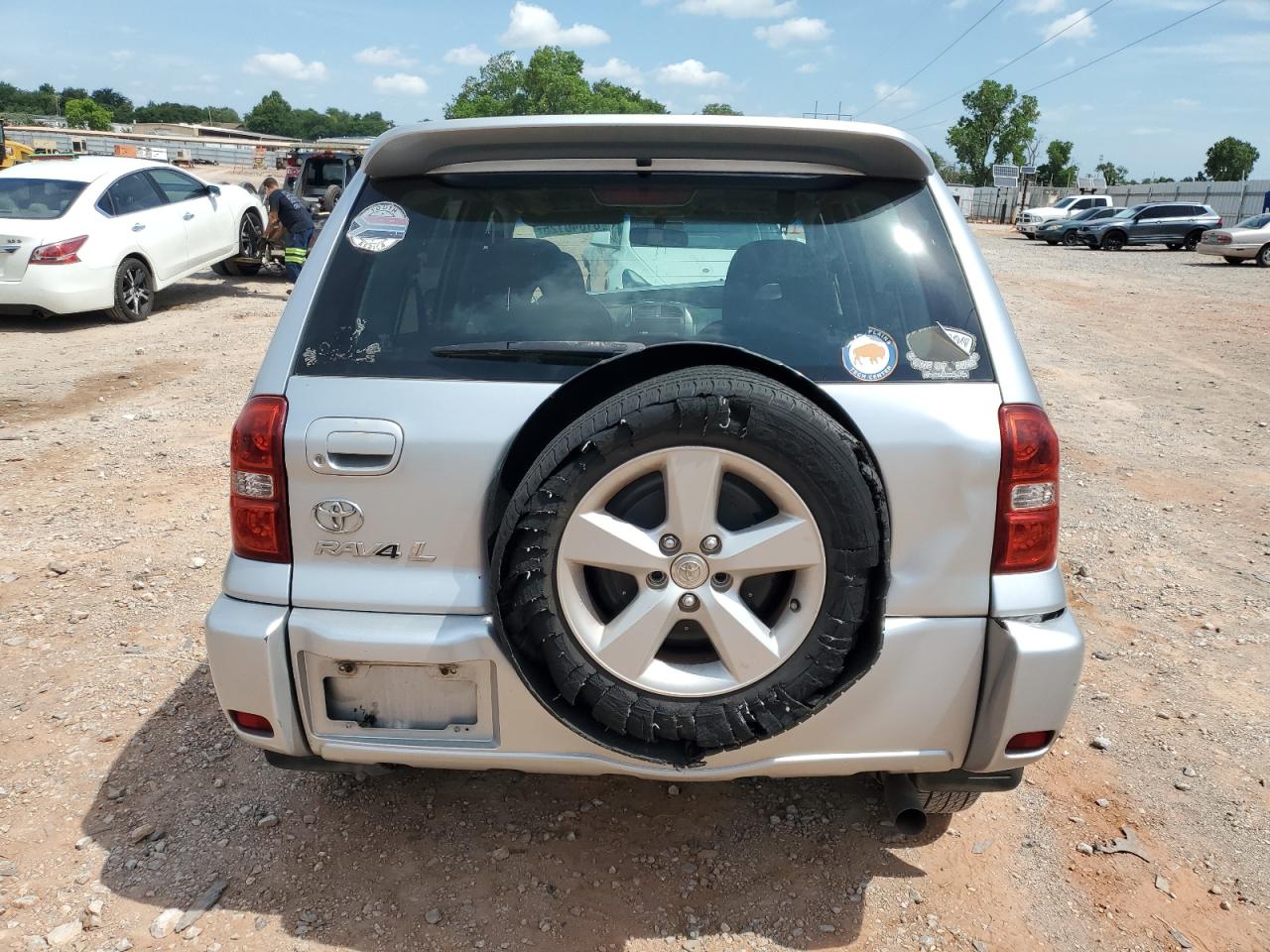 2004 Toyota Rav4 VIN: JTEGD20V940042128 Lot: 61040125