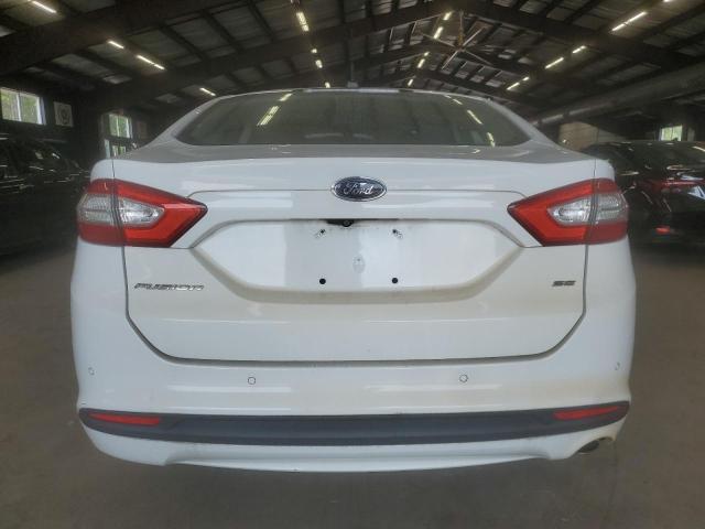 Sedans FORD FUSION 2016 Biały