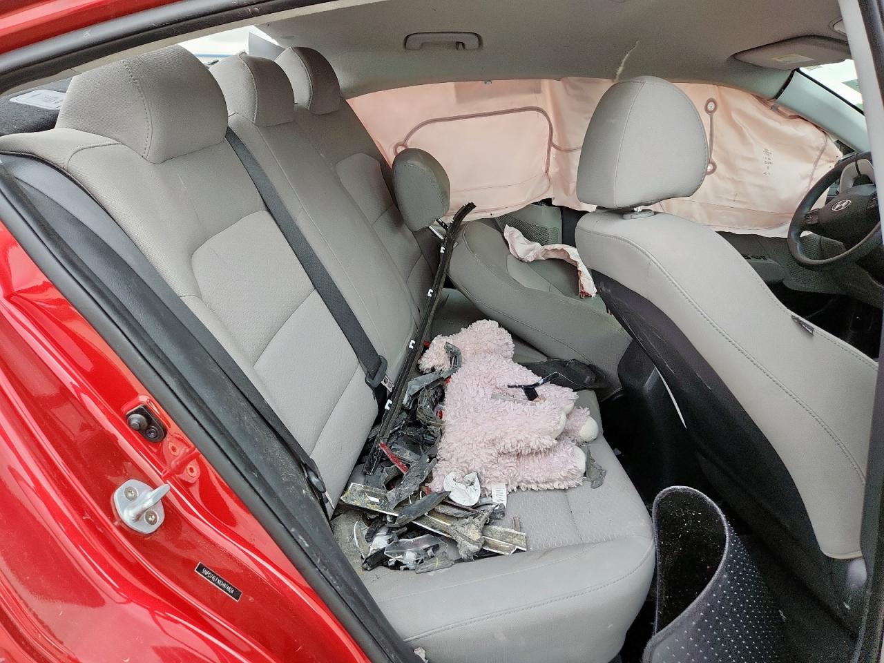 2019 Hyundai Elantra Se VIN: 5NPD74LFXKH474824 Lot: 61627215