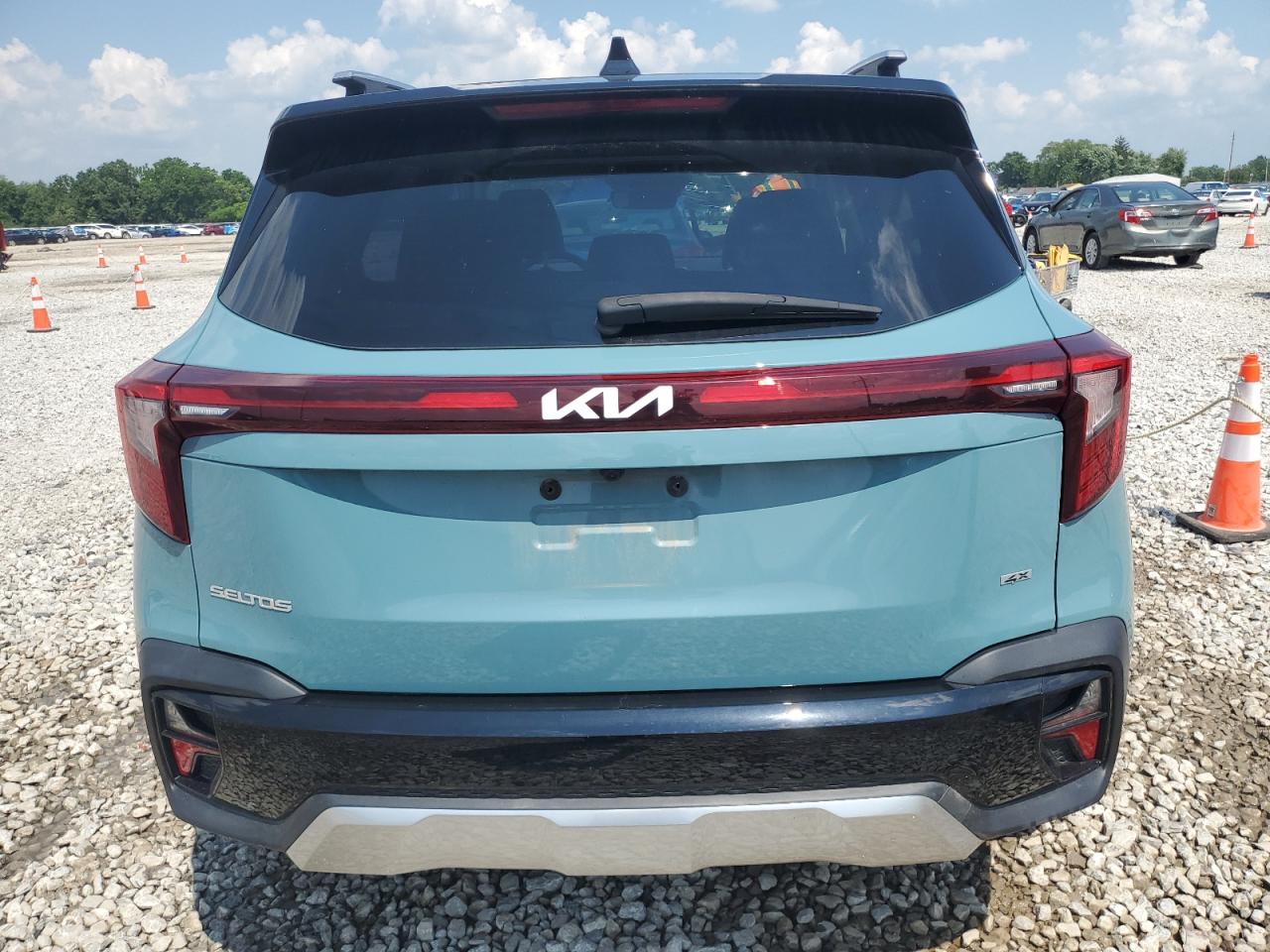 2024 Kia Seltos Sx VIN: KNDETCA70R7578260 Lot: 62854835