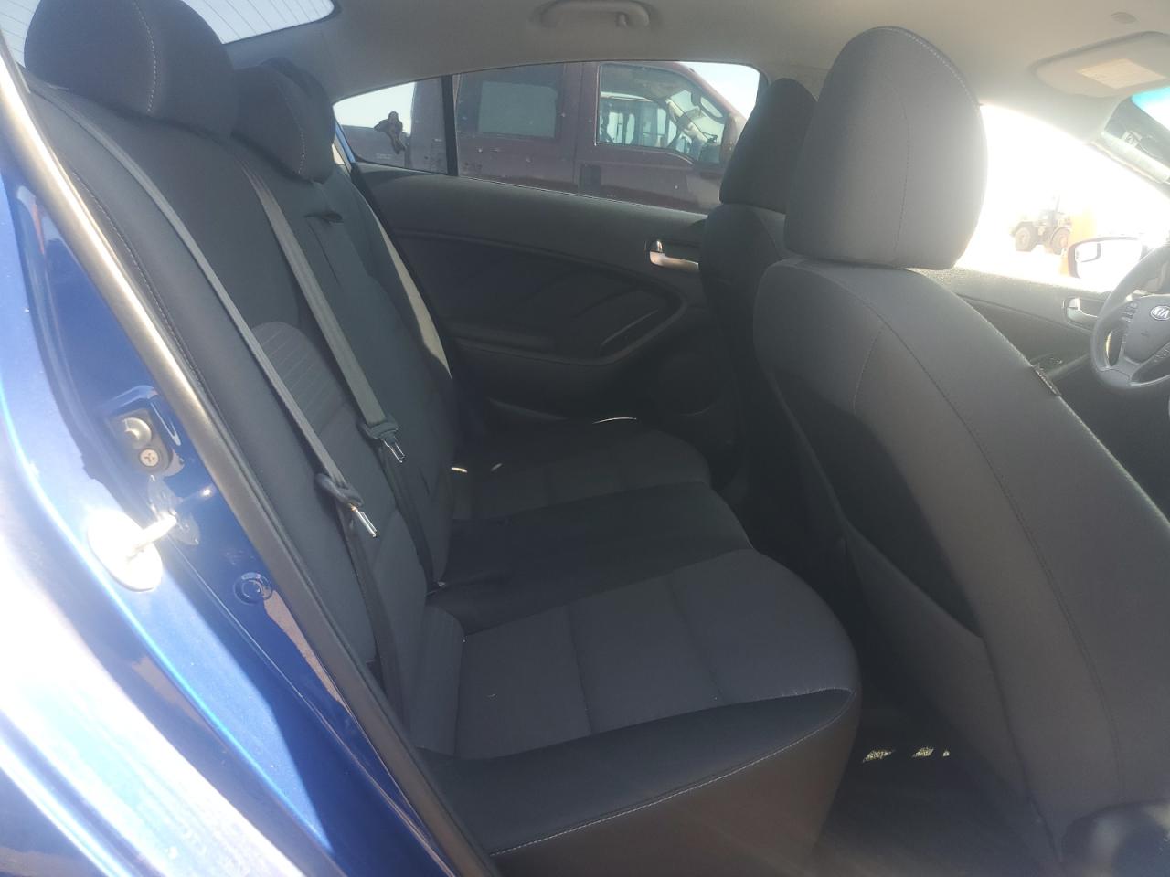 KIA FORTE 2017 VIN 3KPFL4A70HE117312 photo 10