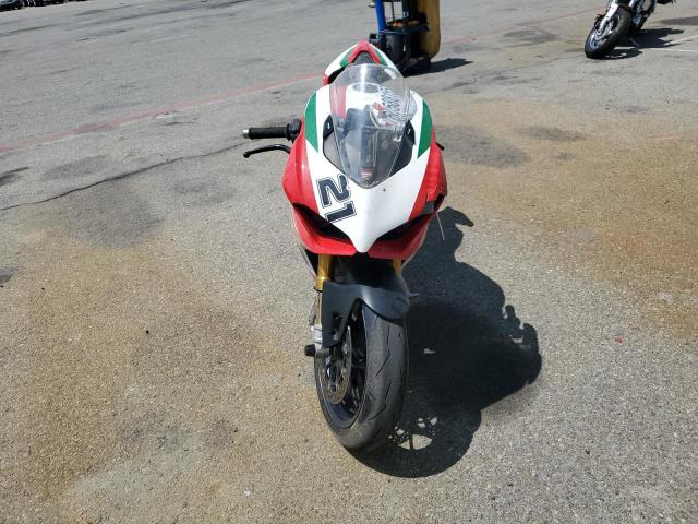 2023 DUCATI PANIGALE V2  