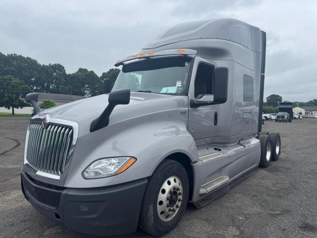 2023 International Lt625 15.0L