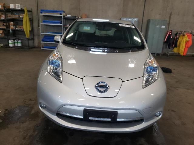  NISSAN LEAF 2017 Silver