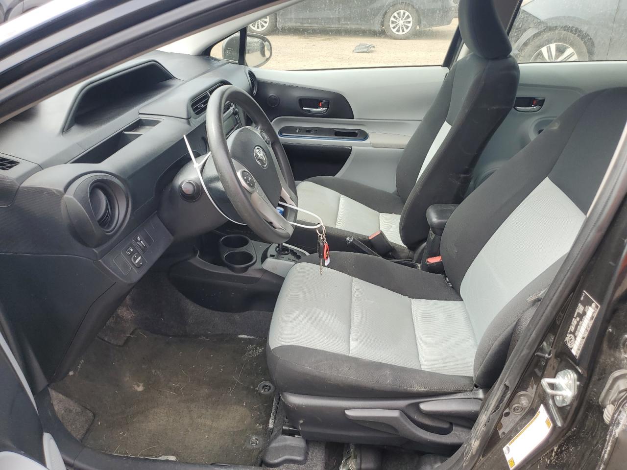2013 Toyota Prius C VIN: JTDKDTB35D1047532 Lot: 62299145