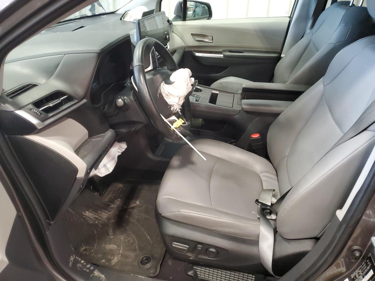 2022 Toyota Sienna Xle VIN: 5TDYRKEC7NS131857 Lot: 61476745
