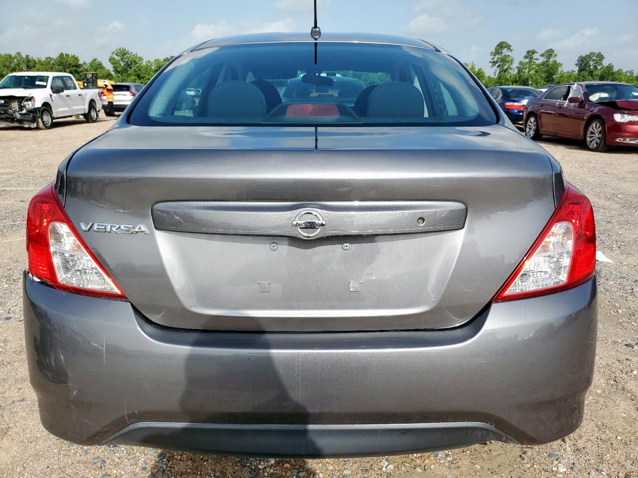 2016 Nissan Versa S VIN: 3N1CN7AP2GL893386 Lot: 62690355