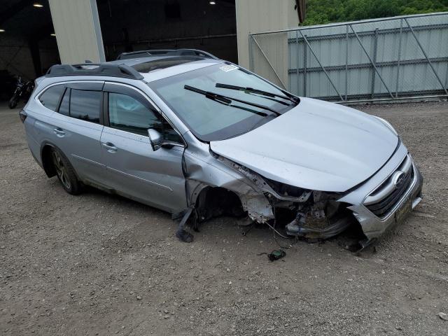  SUBARU OUTBACK 2020 Srebrny