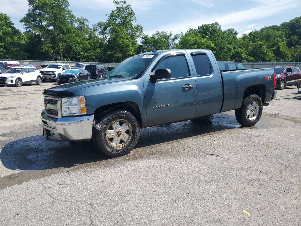 2013 Chevrolet Silverado K1500 Lt for Sale in Ellwood City, PA - Side