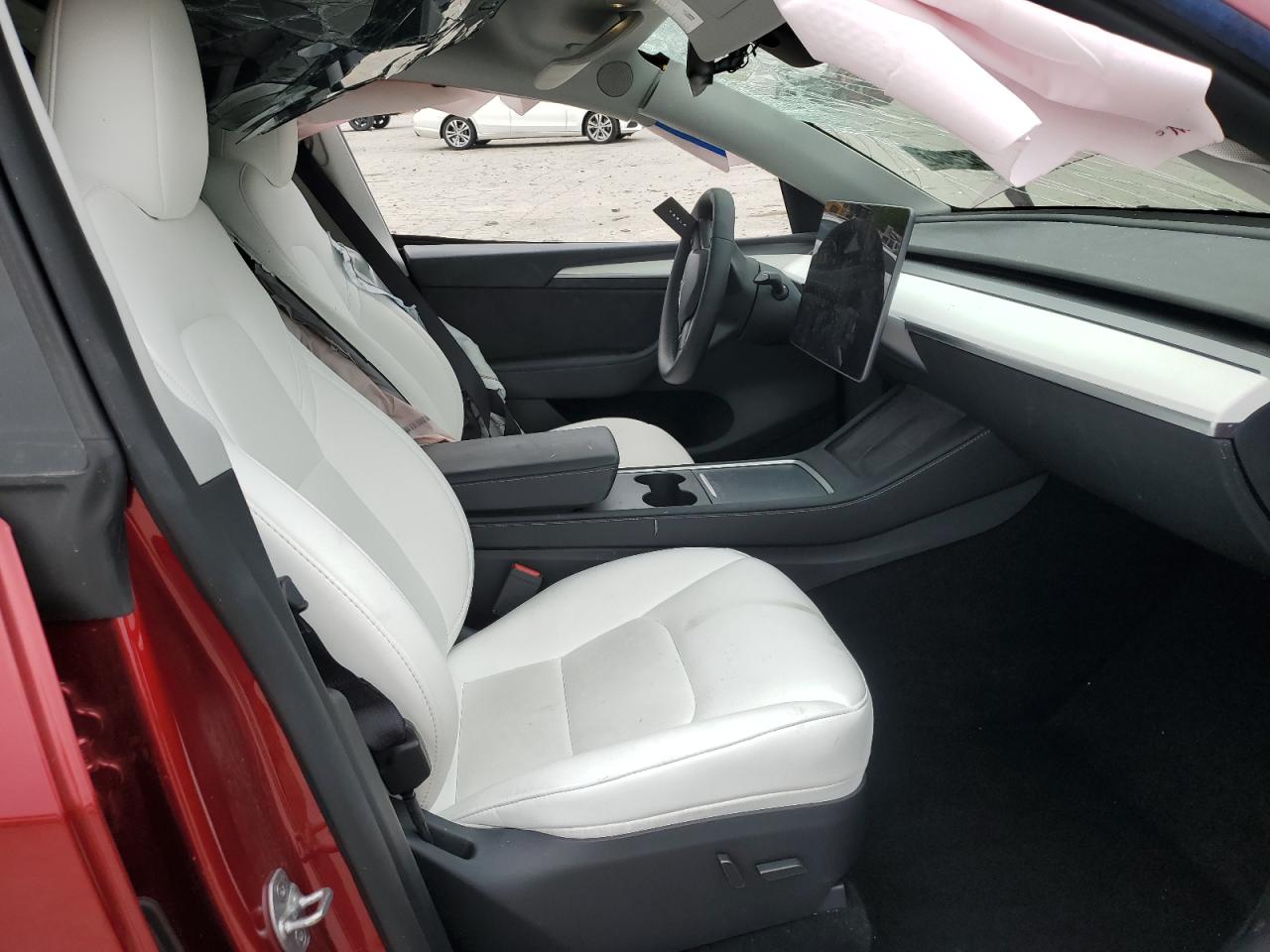 2024 Tesla Model Y VIN: 7SAYGDEE6RF048632 Lot: 60522905