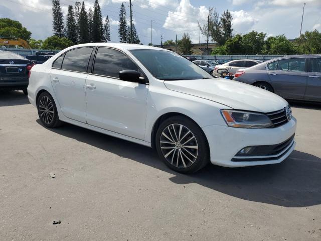  VOLKSWAGEN JETTA 2016 White